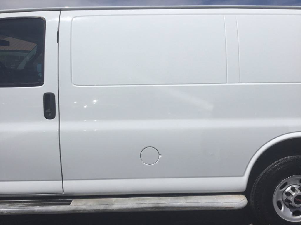 Used 2014 GMC Savana 2500 RWD image 18
