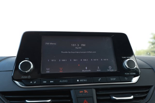 Used 2022 Nissan Altima 2.5 S FWD image 16