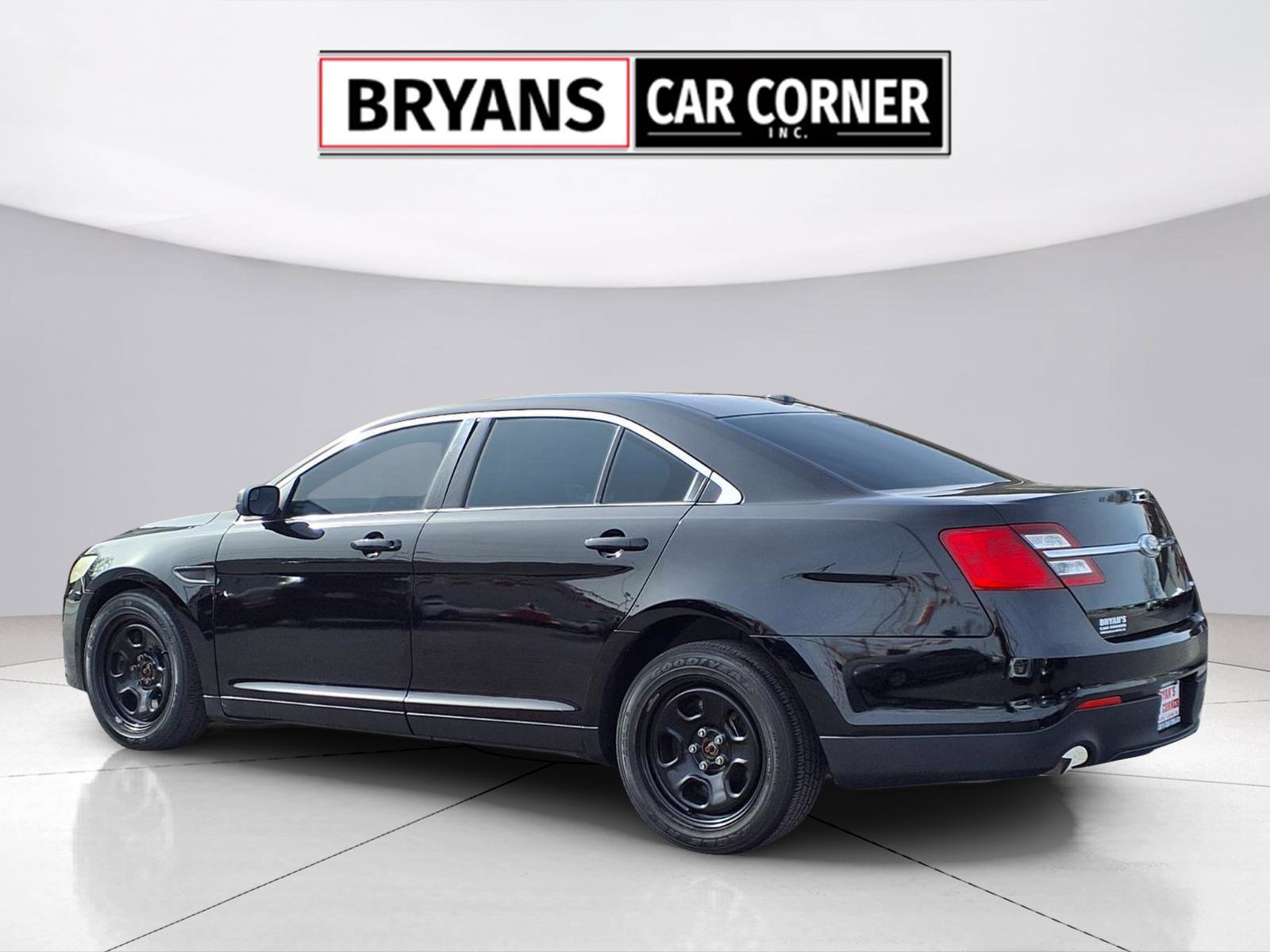 Used 2014 Ford Taurus Police Interceptor AWD w/ 2-tone Vinyl Package #1 image 3