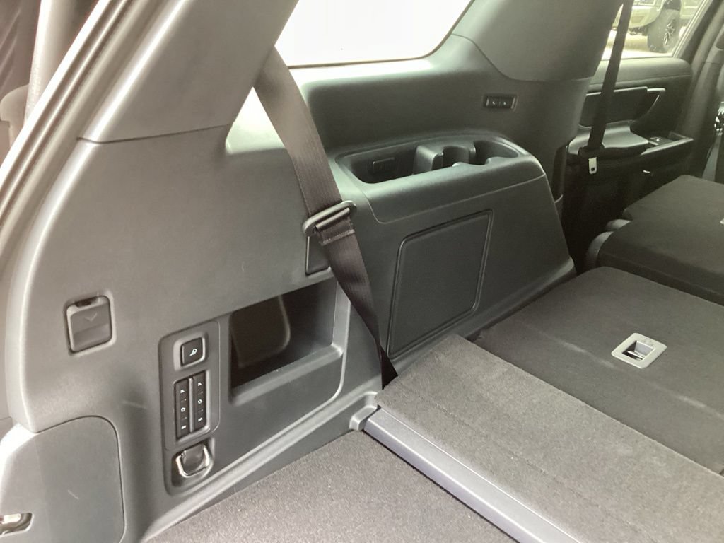 New 2026 Ford Expedition Platinum w/ Stealth Appearance Package AWD/4WD image 19
