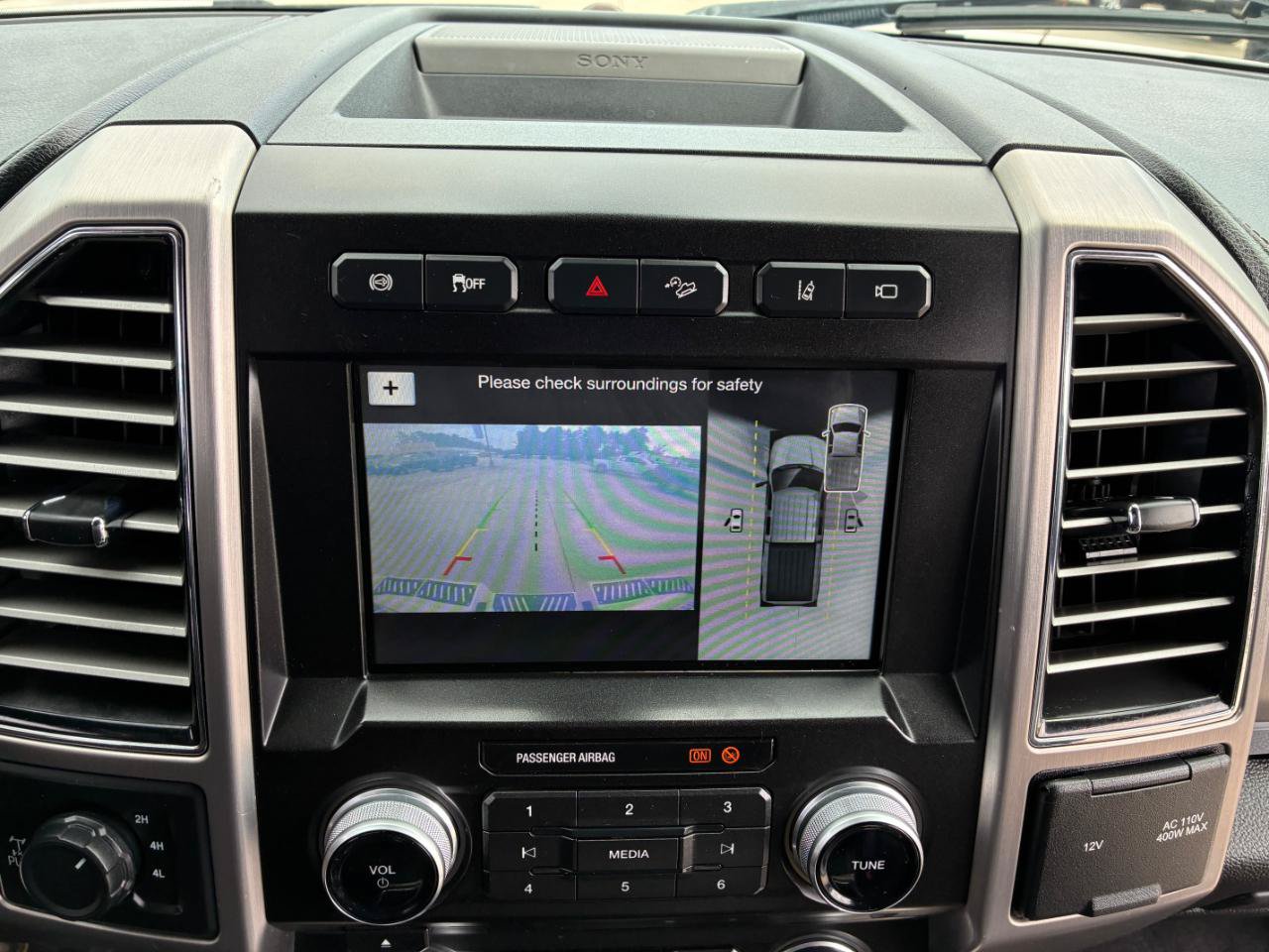 Used 2018 Ford F250 Platinum w/ Platinum Ultimate Package AWD/4WD image 27