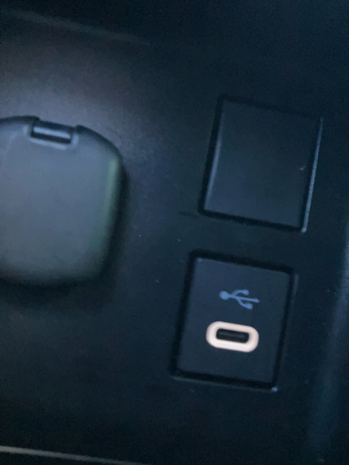 Used 2025 Toyota Crown Signia Limited image 36