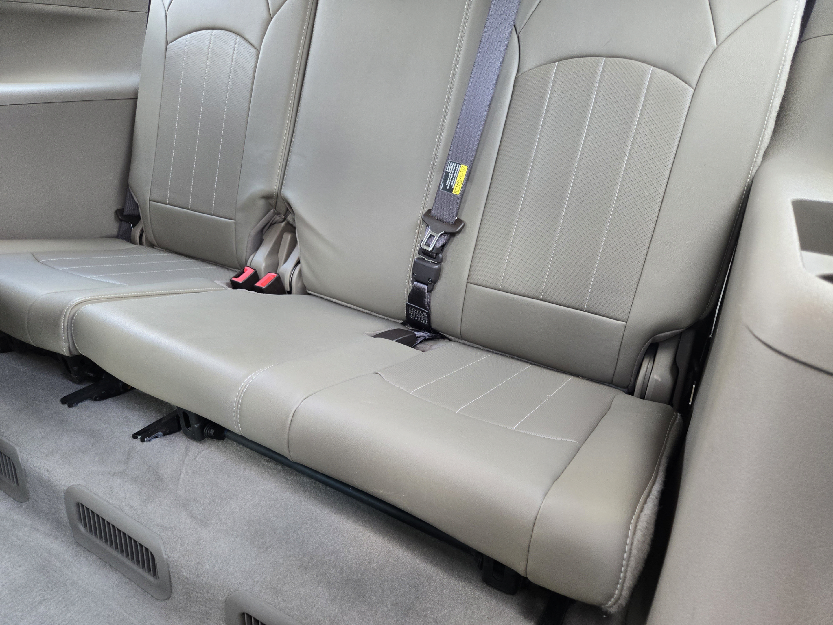 Used 2014 GMC Acadia Denali FWD image 27