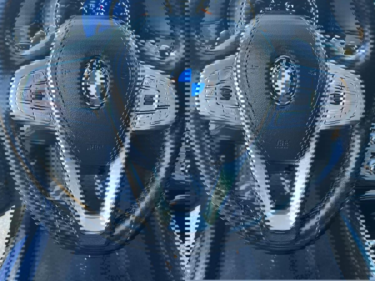 Used 2019 BMW 740i xDrive image 12