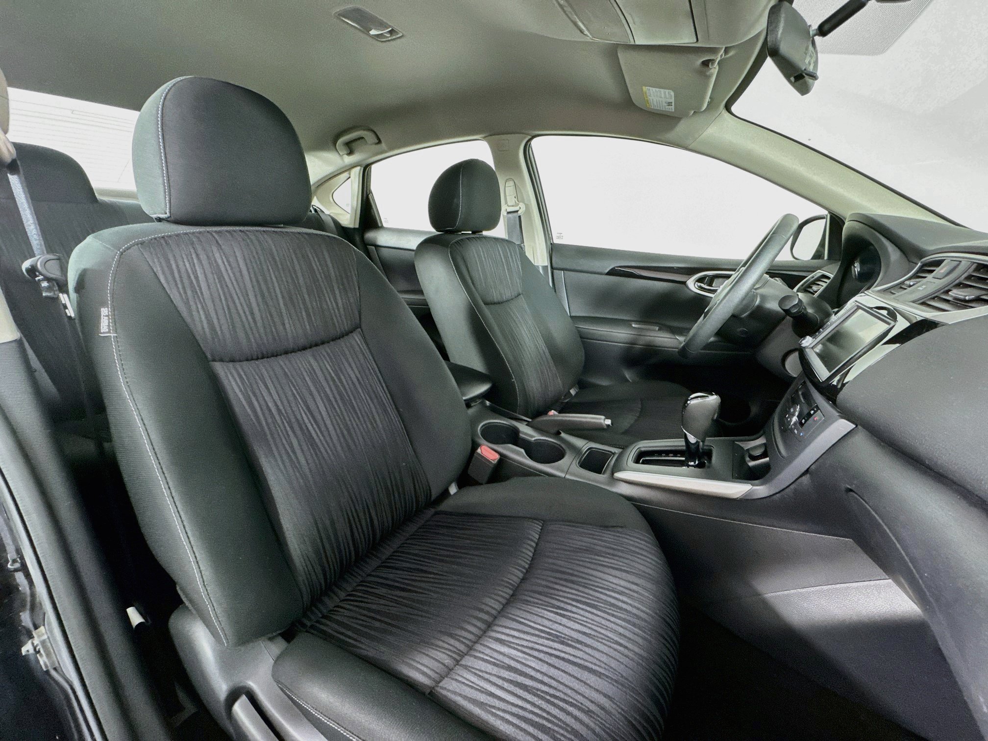 Used 2019 Nissan Sentra SV FWD image 25