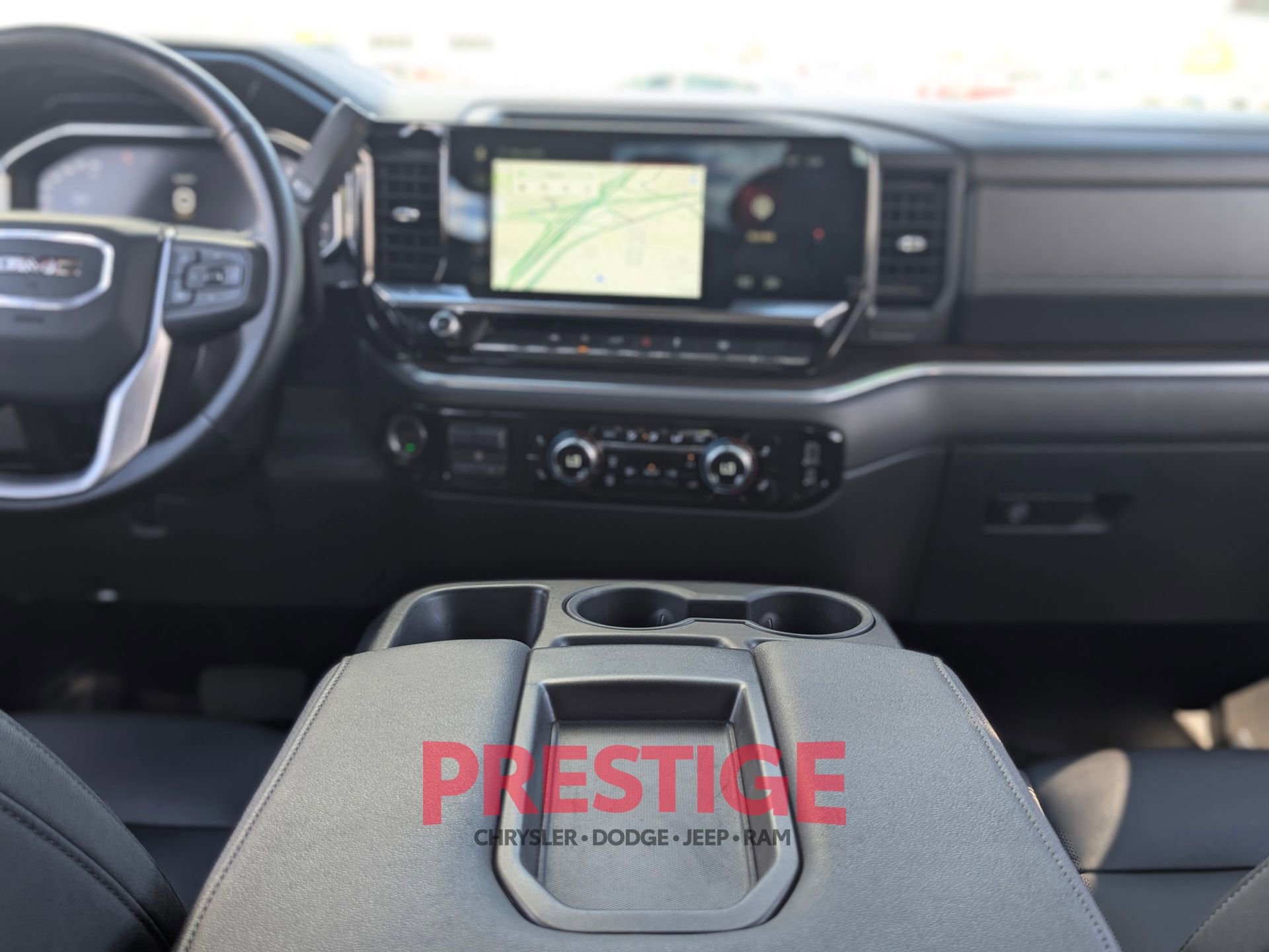 Used 2025 GMC Sierra 1500 SLT AWD/4WD image 25