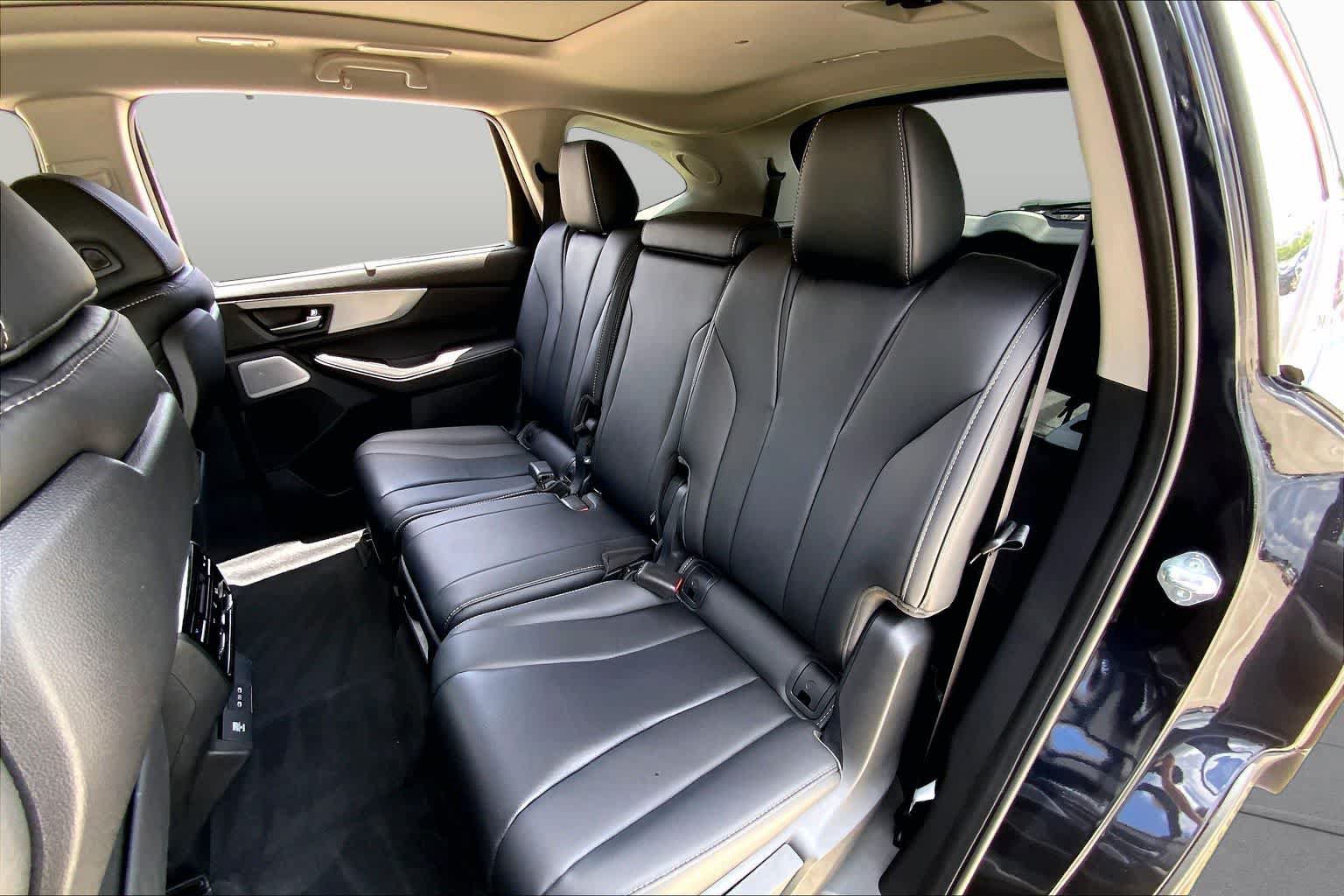 Used 2026 Acura MDX w/ Technology Package FWD image 19