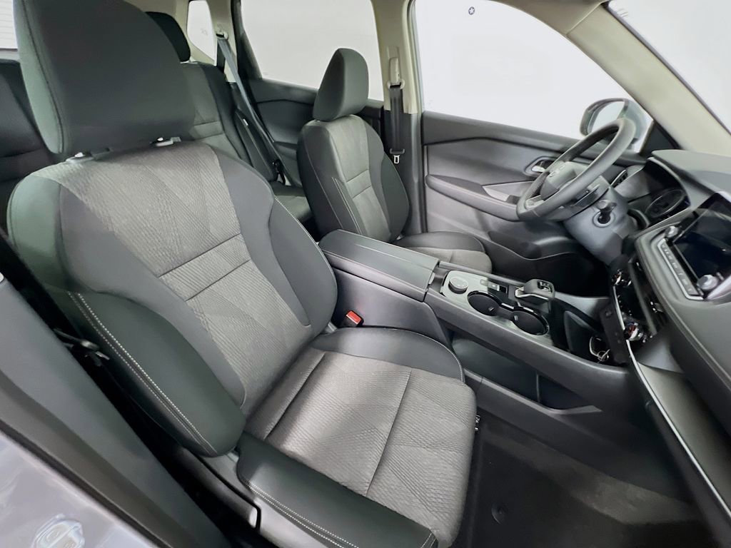 New 2026 Nissan Rogue SV AWD/4WD image 28