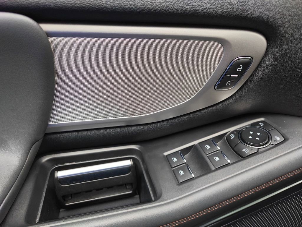 Used 2025 Ford Expedition Max Active RWD image 12