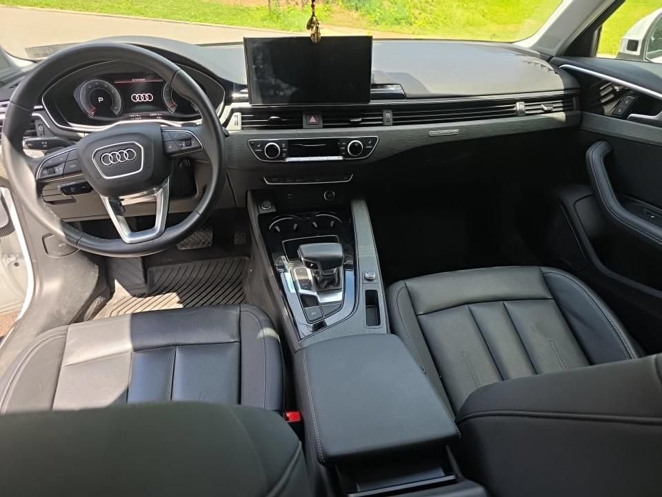Used 2023 Audi A4 2.0T Premium Plus w/ Premium Plus Package AWD/4WD image 4