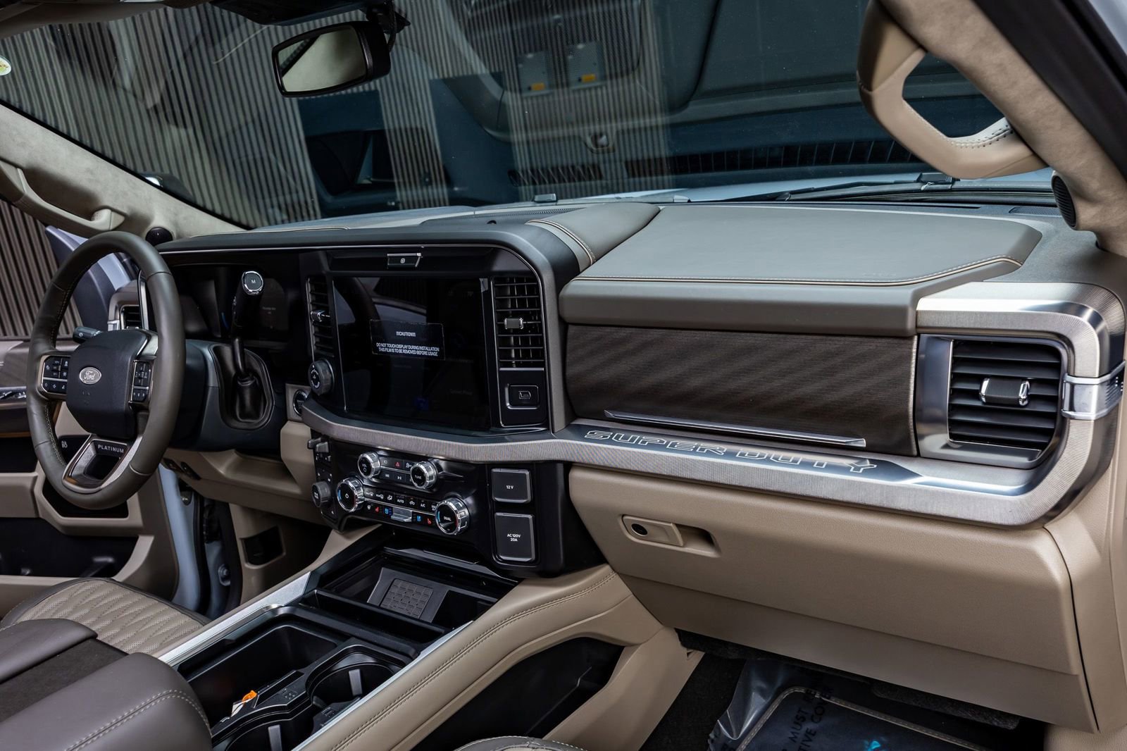 Used 2026 Ford F450 Platinum w/ Platinum Plus Package image 18