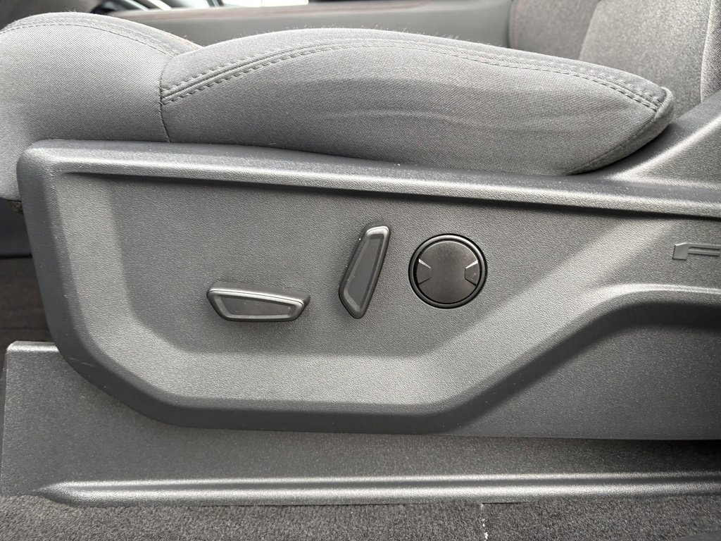 Certified 2025 Ford Expedition Active image 19