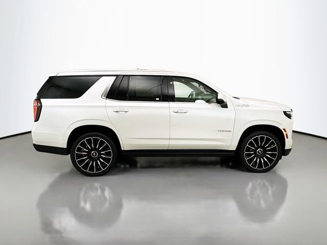 Used 2025 Chevrolet Tahoe High Country image 10
