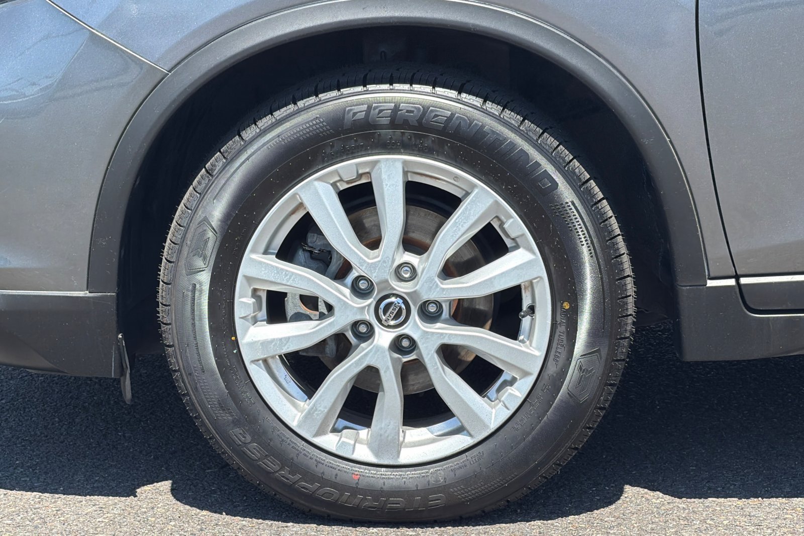 Used 2020 Nissan Rogue SV FWD image 28