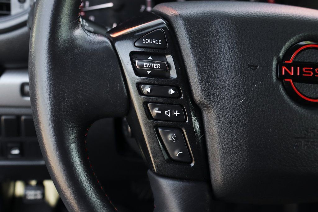Used 2023 Nissan Titan PRO-4X w/ Pro-4x Convenience Package AWD/4WD image 25