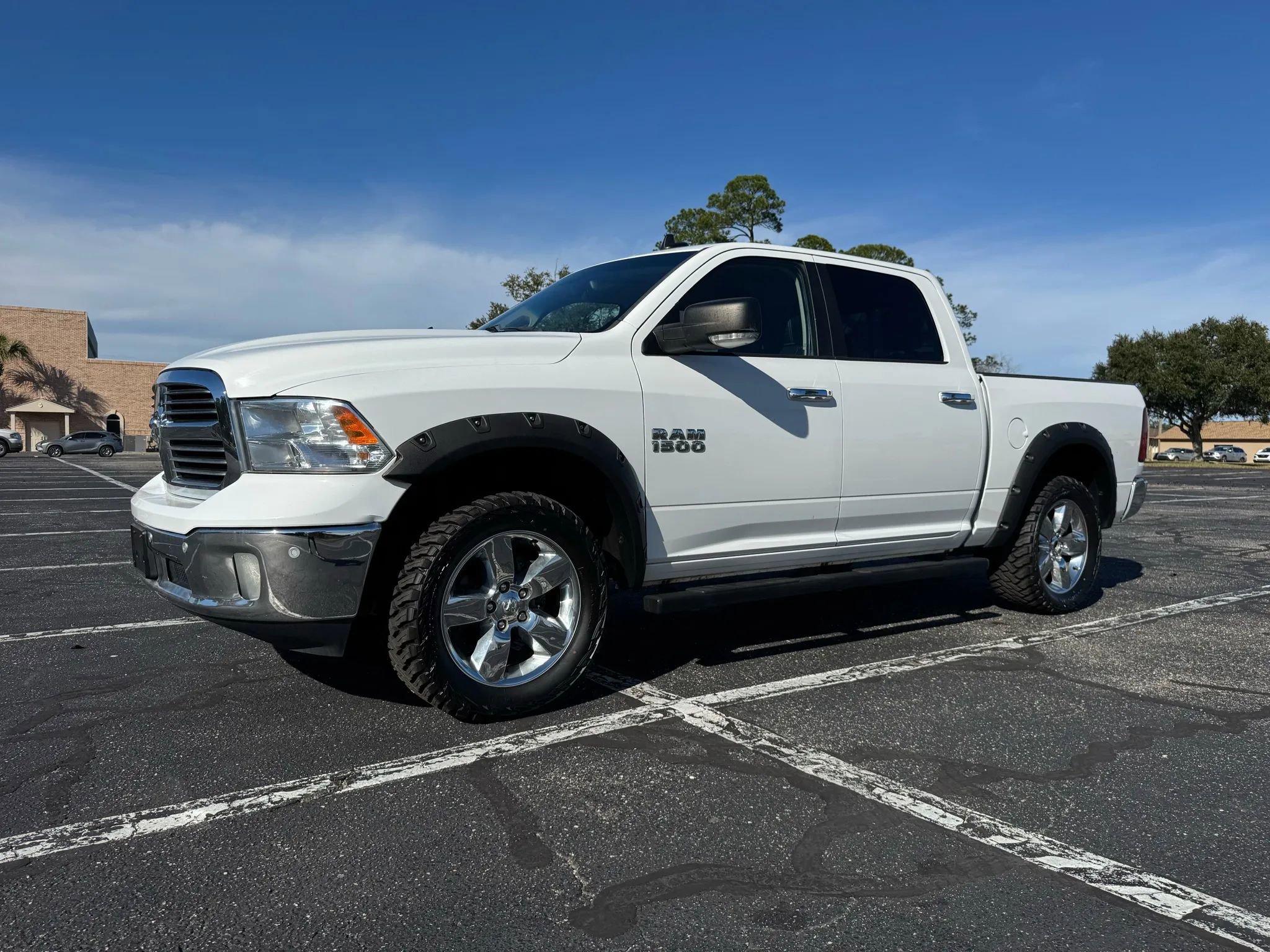 Used 2017 RAM 1500 Big Horn AWD/4WD image 2