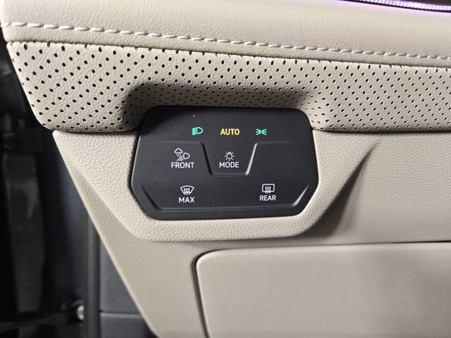 Used 2024 Volkswagen Atlas SEL Premium R-Line image 29