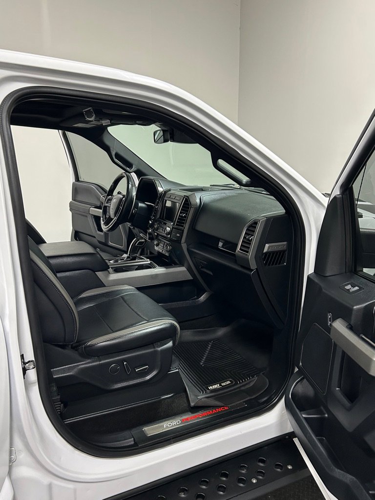 Used 2018 Ford F150 Raptor w/ Equipment Group 802A Luxury image 11