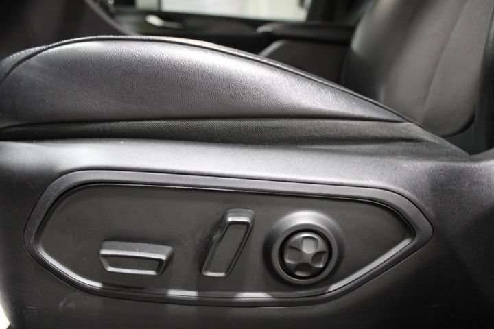 Used 2023 Jeep Grand Cherokee Altitude AWD/4WD image 20