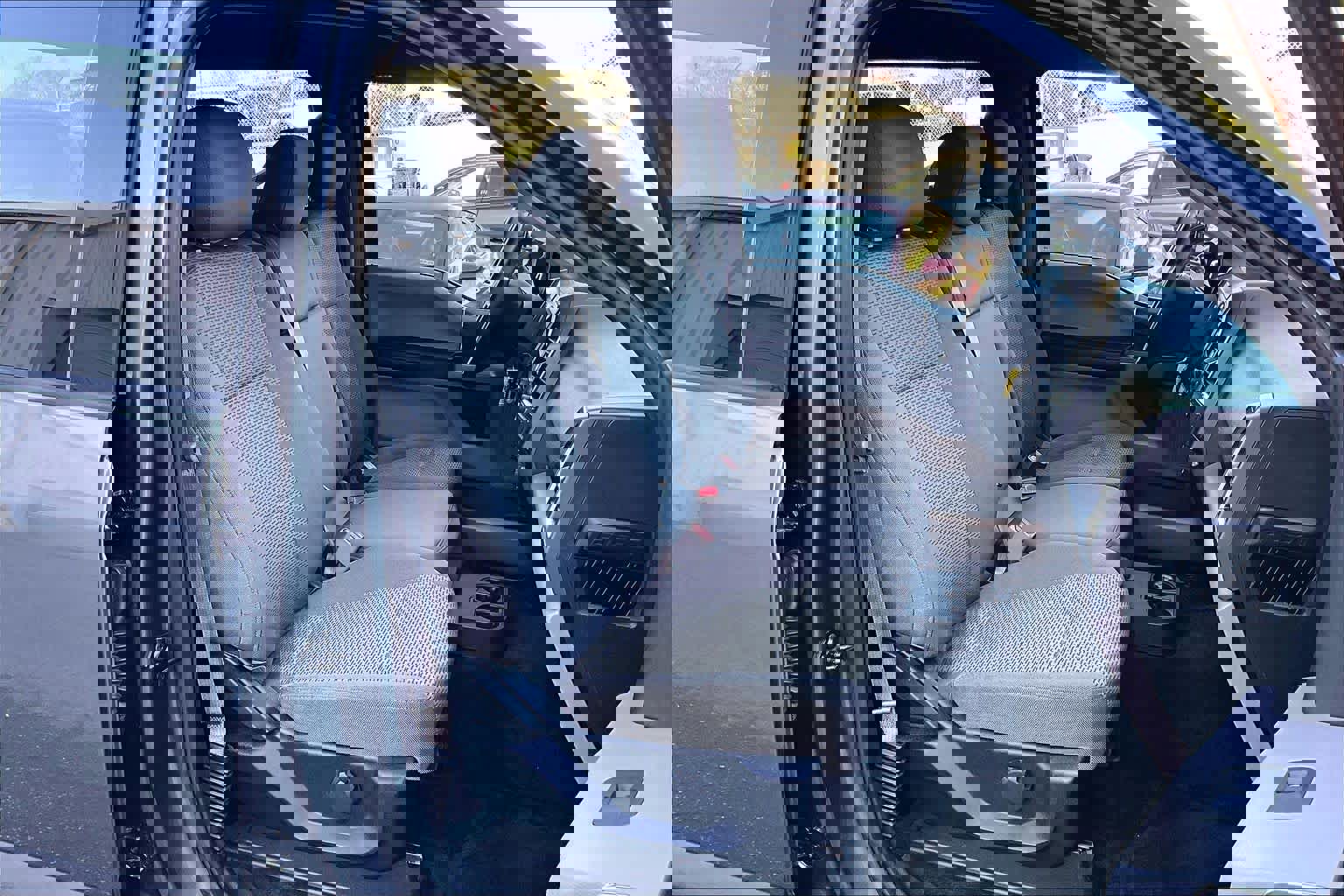 Used 2016 Ford F150 XLT image 9