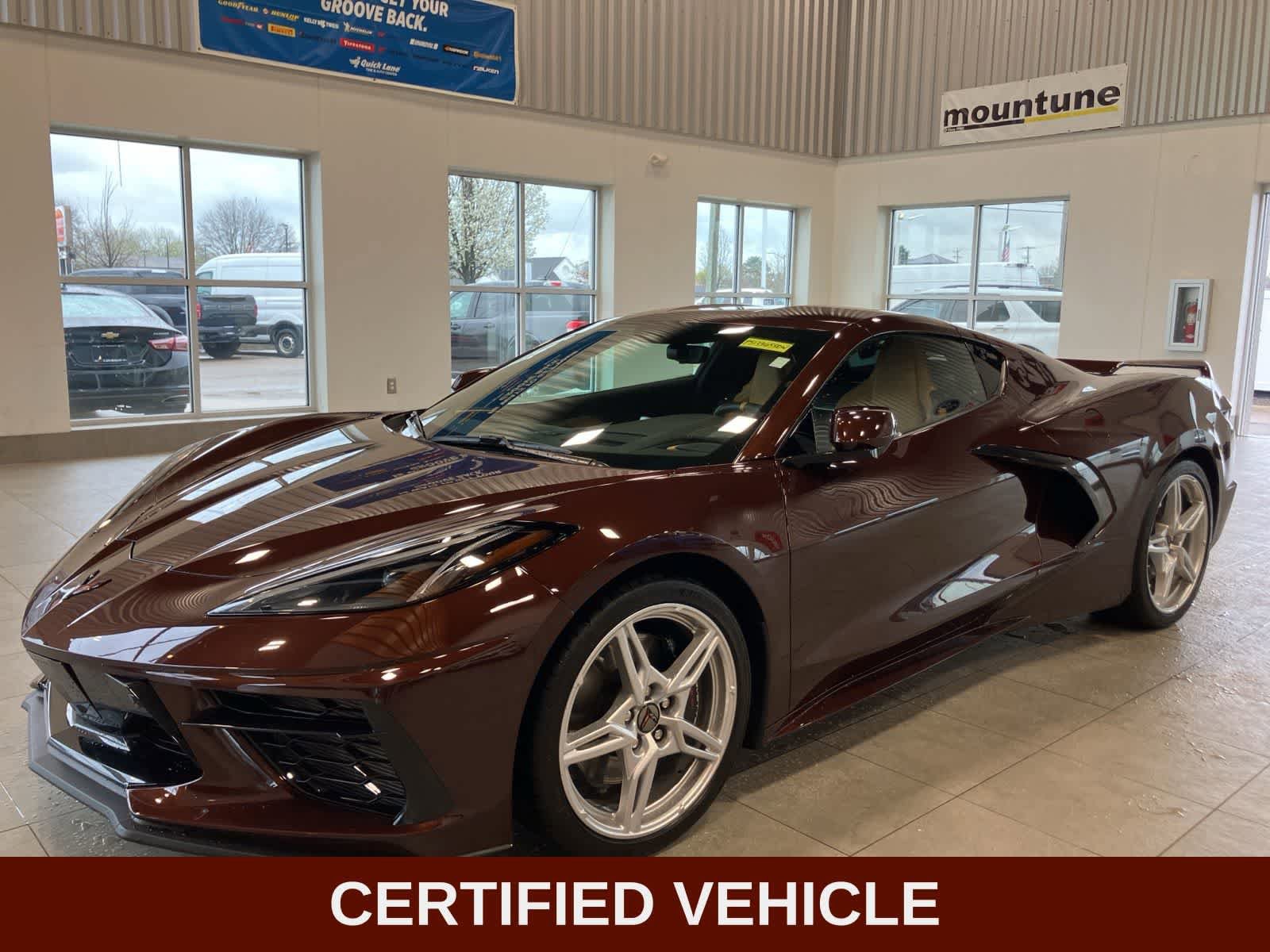 Used 2023 Chevrolet Corvette Stingray Preferred Cpe w/ Z51 Performance Package RWD image 1