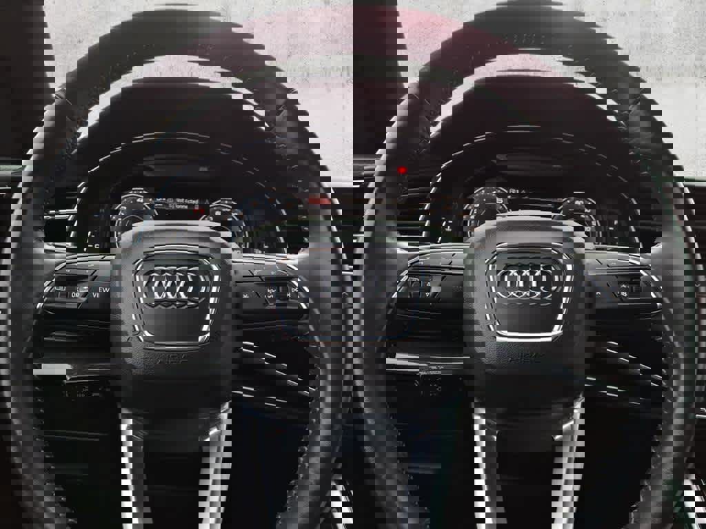 Used 2019 Audi Q8 Prestige w/ Year 1 Package image 26