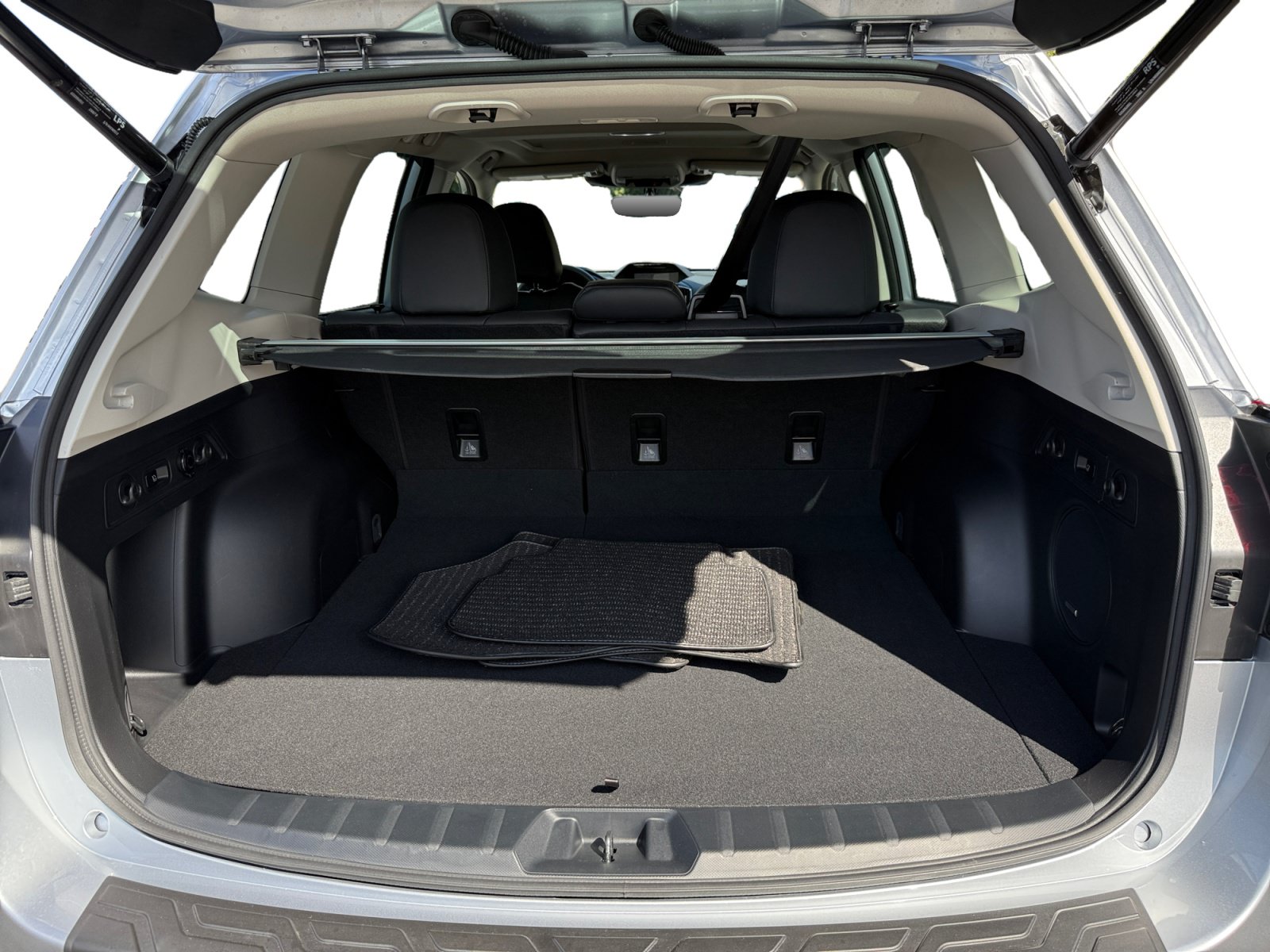 Used 2023 Subaru Forester Touring AWD/4WD image 17