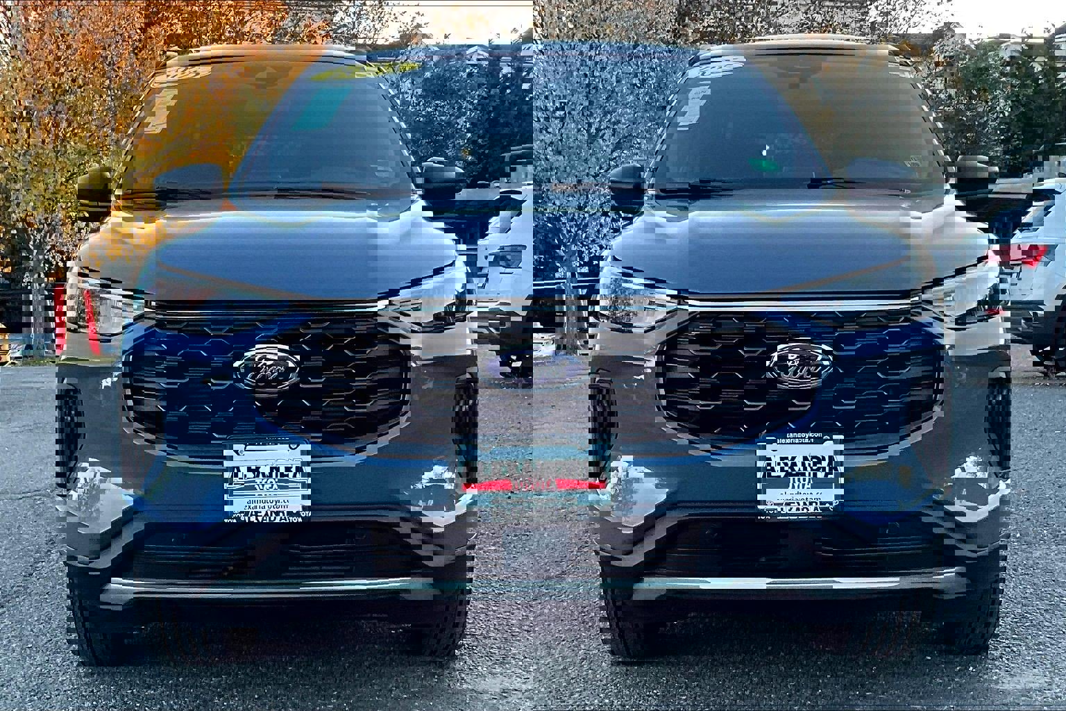 Used 2025 Ford Escape ST-Line w/ Cold Weather Package image 3