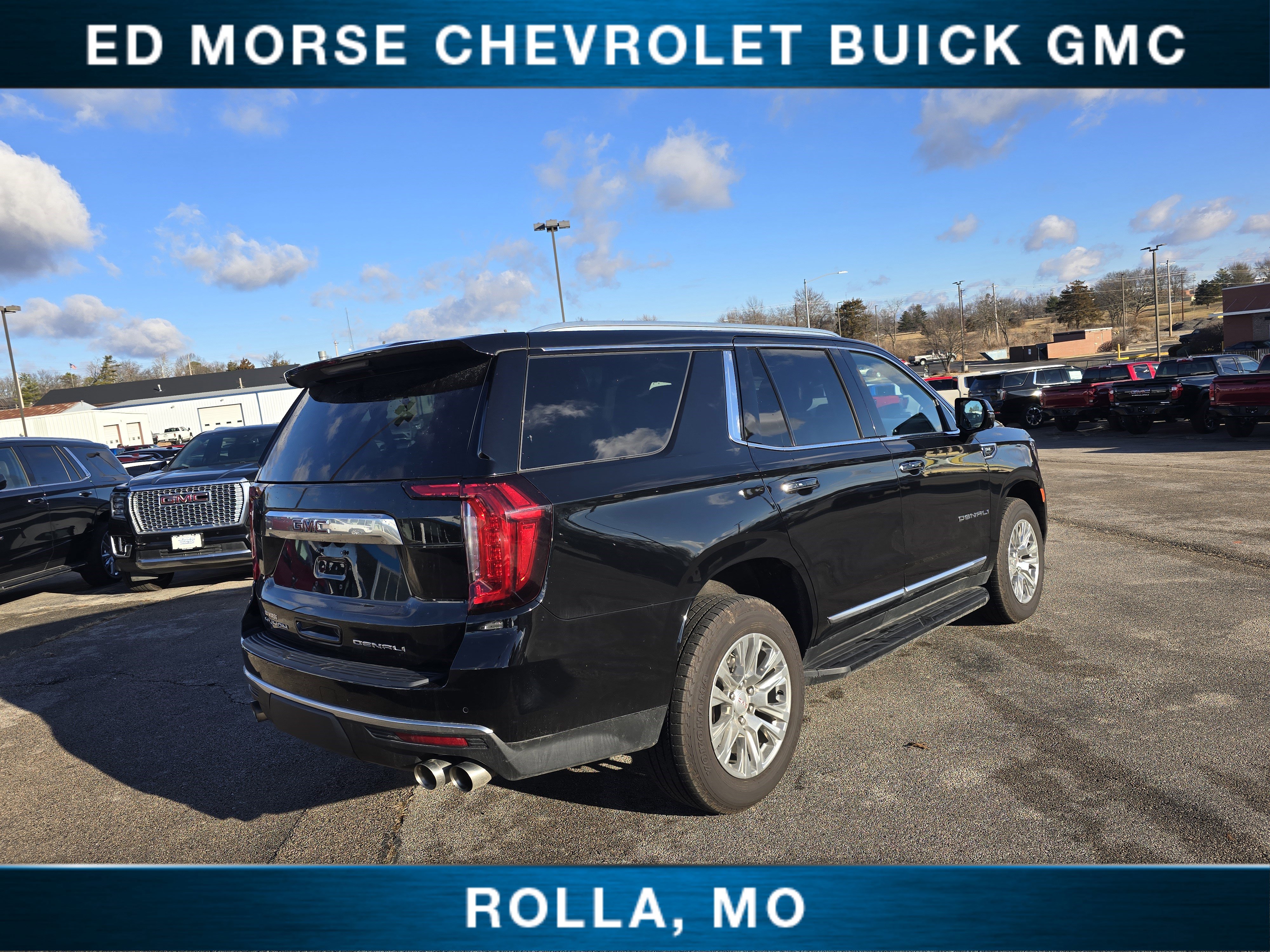 Used 2023 GMC Yukon Denali image 3