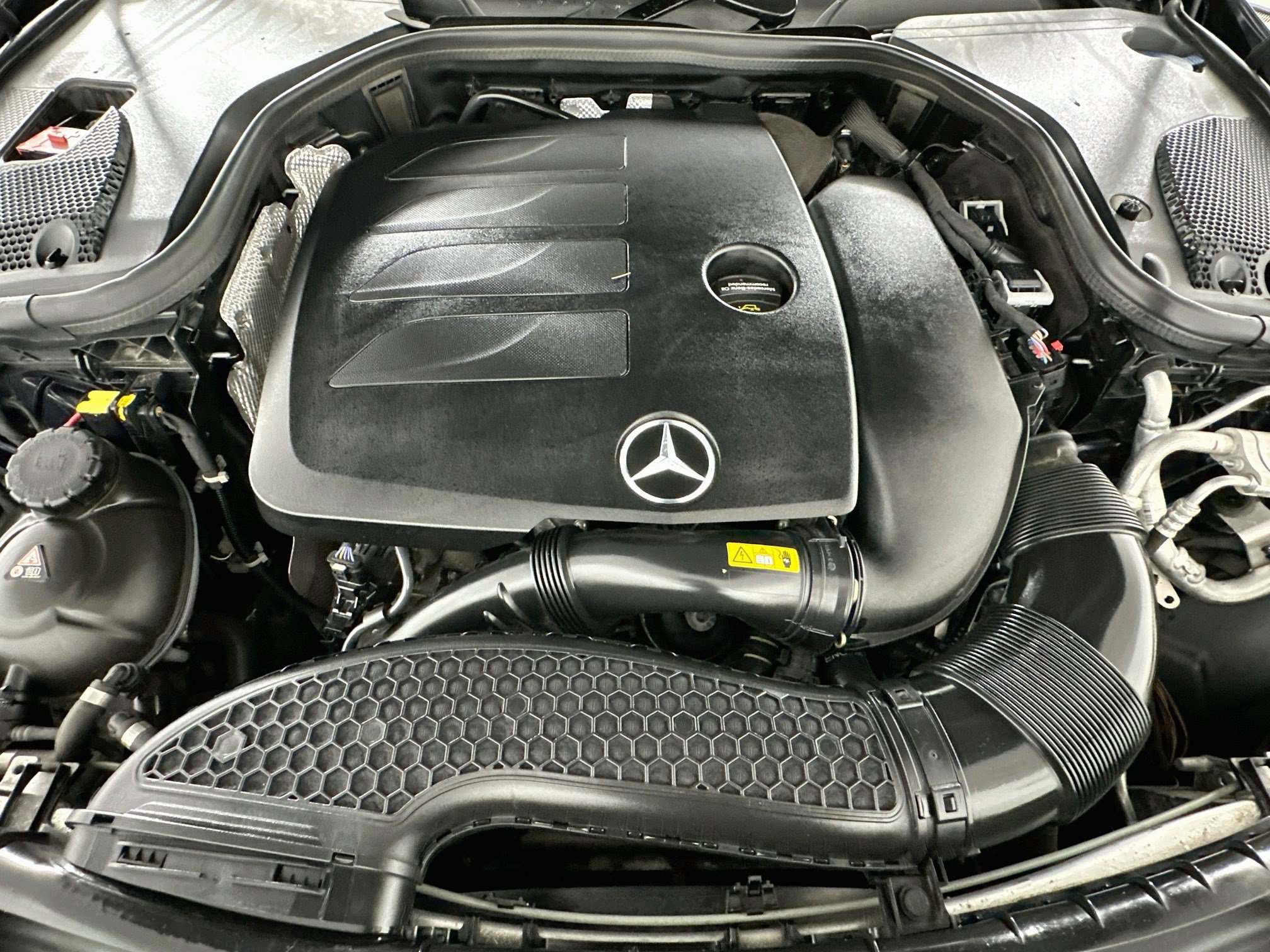 Used 2021 Mercedes-Benz E 350 4MATIC Sedan image 32