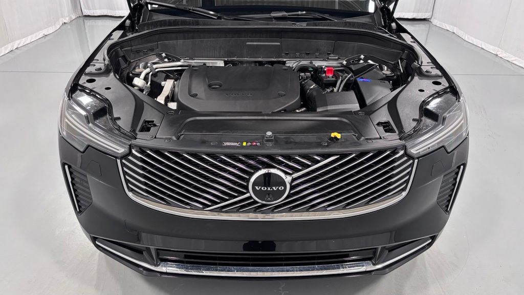 Certified 2026 Volvo XC90 B6 Plus AWD/4WD image 29