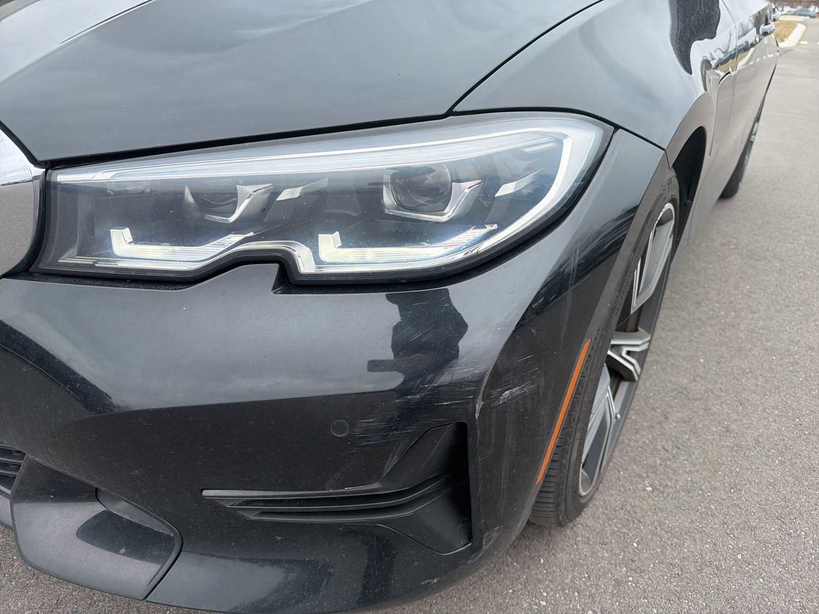 Used 2021 BMW 330e xDrive w/ Premium Package image 13