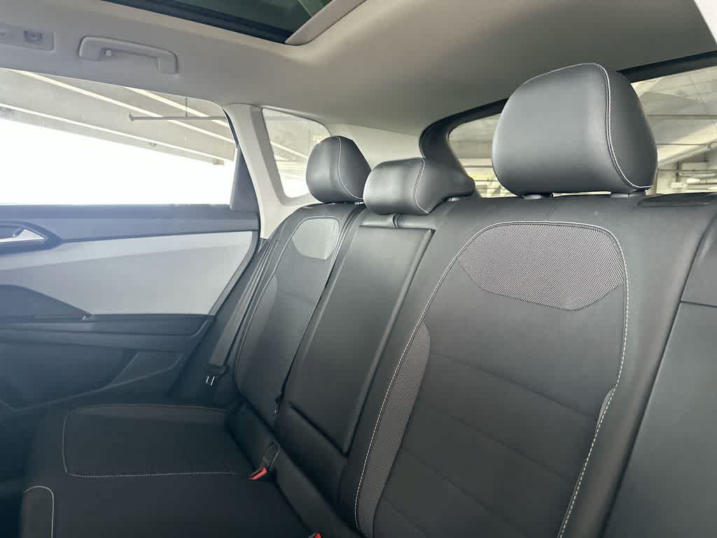 Certified 2023 Volkswagen Taos SE w/ Panoramic Sunroof Package FWD image 22