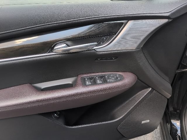 Used 2022 Cadillac XT6 Premium Luxury AWD/4WD image 19