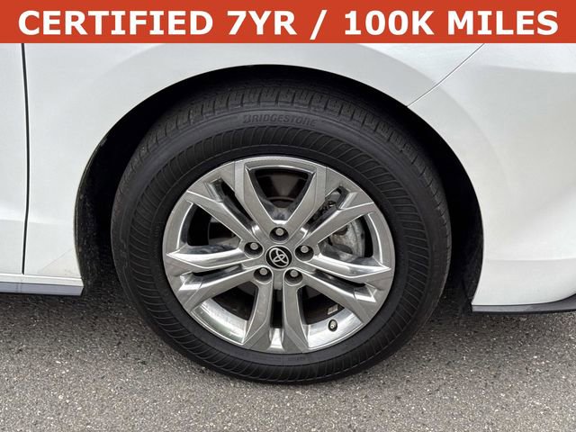 Used 2022 Toyota Sienna Platinum AWD/4WD image 7