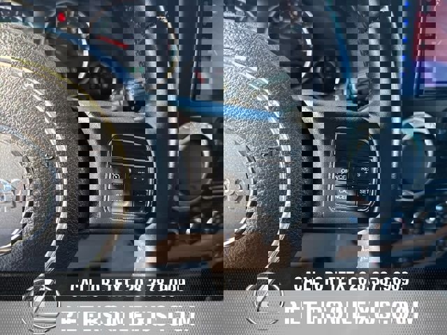 Used 2015 Jeep Wrangler Unlimited Rubicon image 24