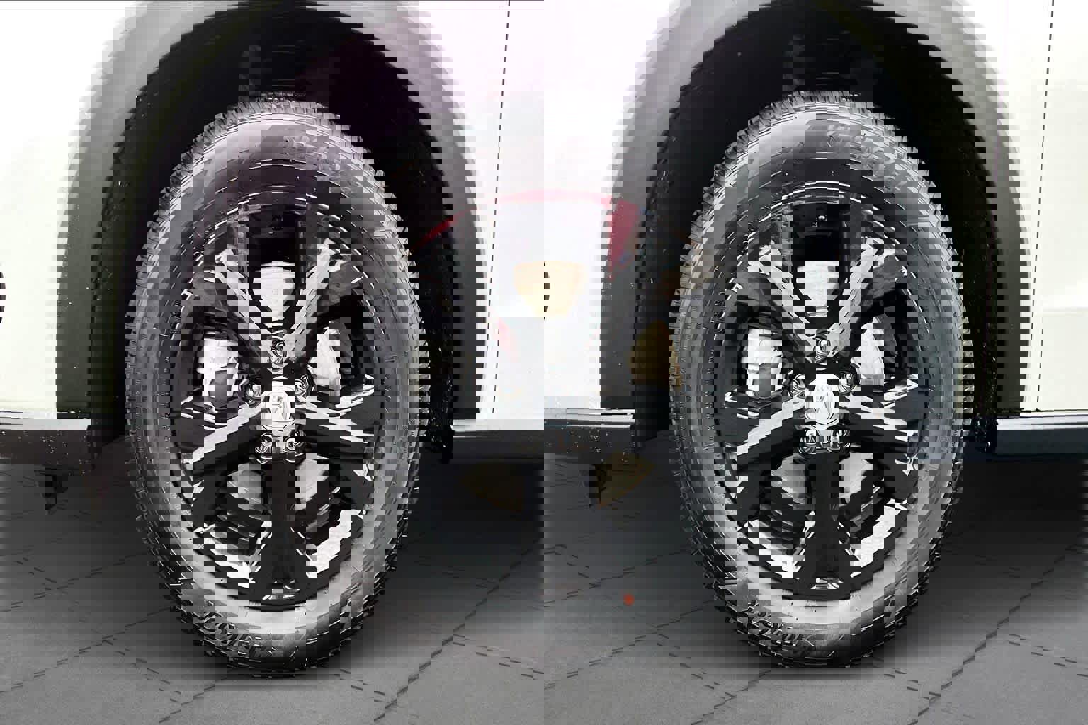 Used 2025 Honda HR-V LX image 10