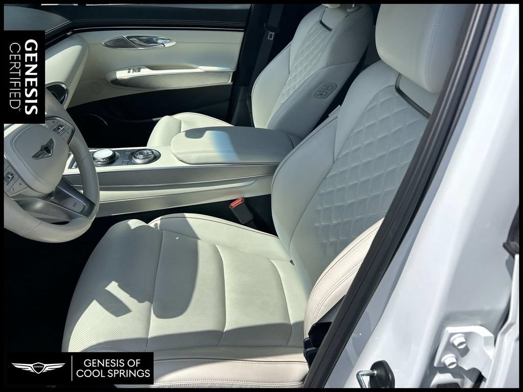 Used 2025 Genesis Electrified GV70 w/ Prestige Package AWD/4WD image 16