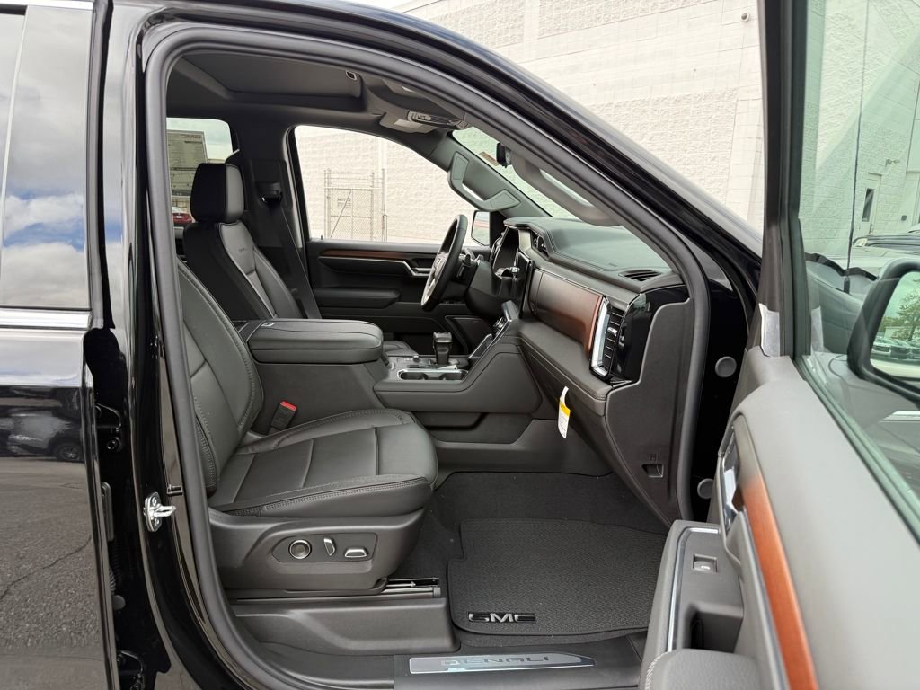 New 2026 GMC Sierra 1500 Denali w/ Technology Package image 17
