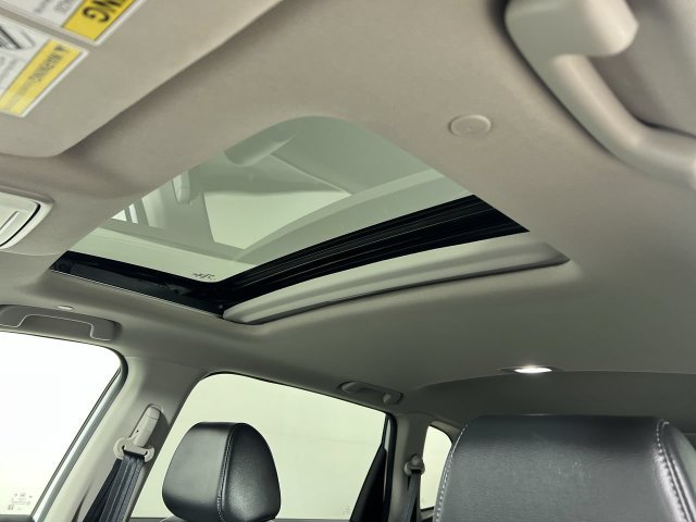 Used 2025 Honda CR-V EX-L image 18