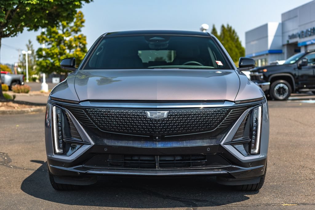 Used 2024 Cadillac Lyriq Sport AWD/4WD image 5
