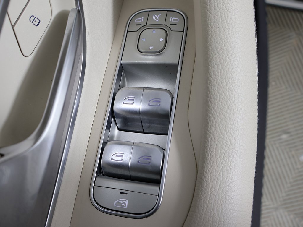 Used 2020 Mercedes-Benz GLS 580 GLS 580 image 40