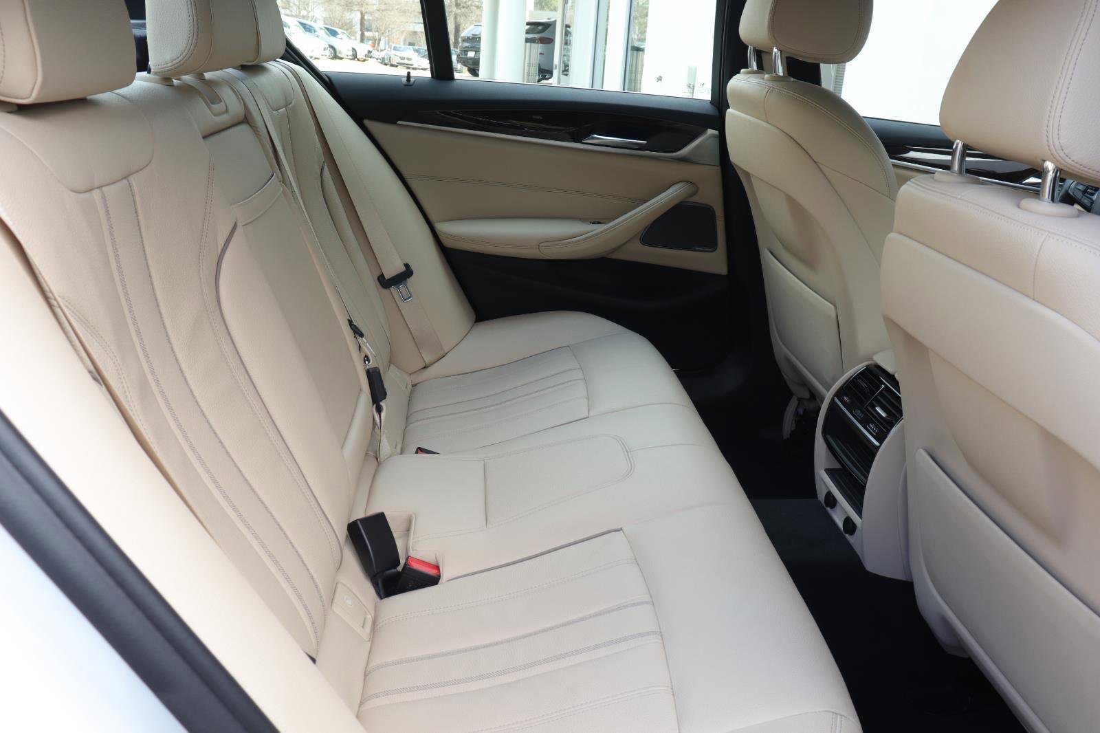 Used 2019 BMW 530i w/ Convenience Package image 19