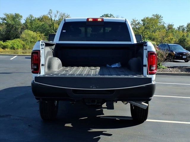 New 2026 RAM 3500 Tradesman image 16