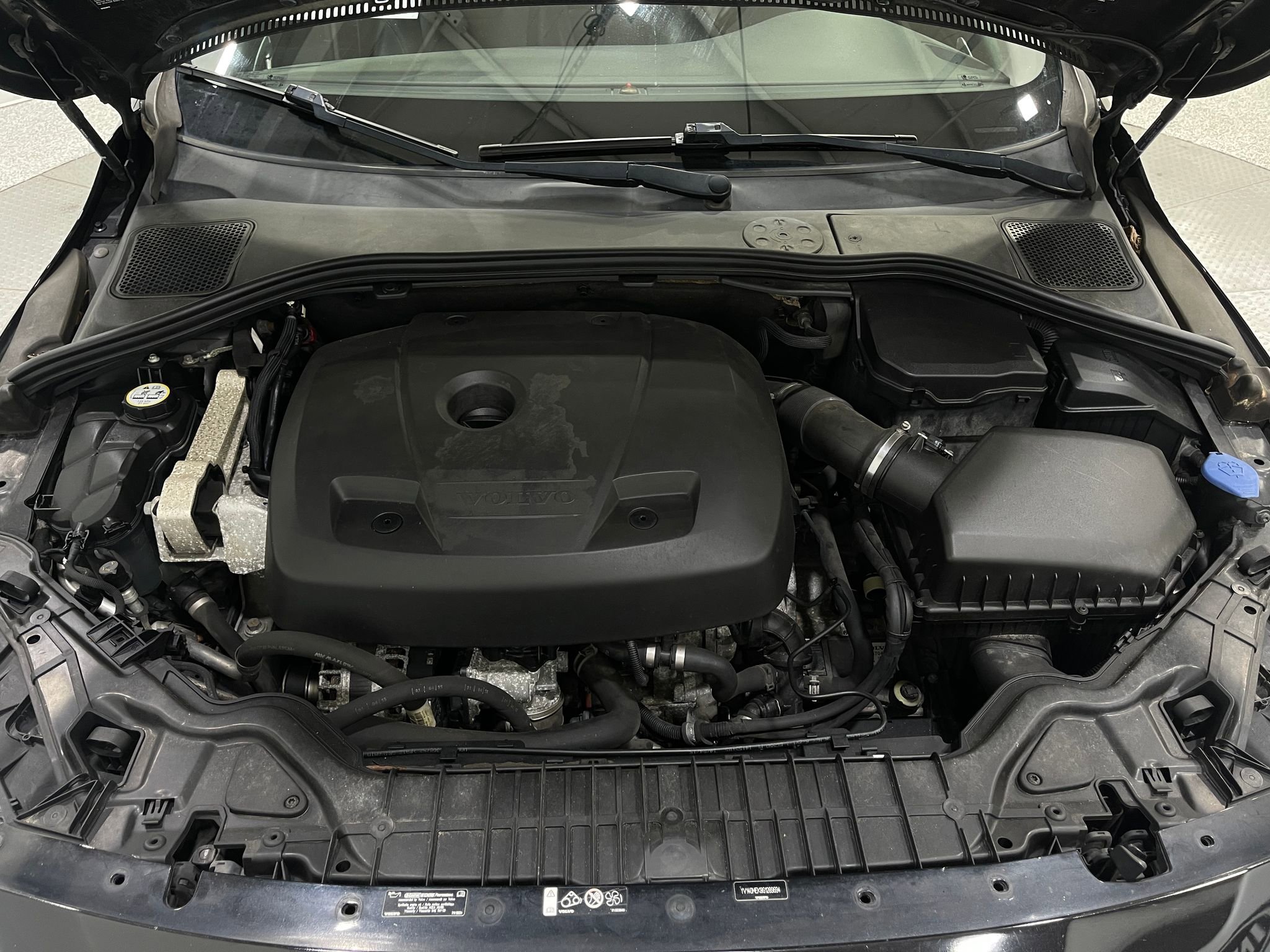 Used 2016 Volvo V60 T5 Premier image 25