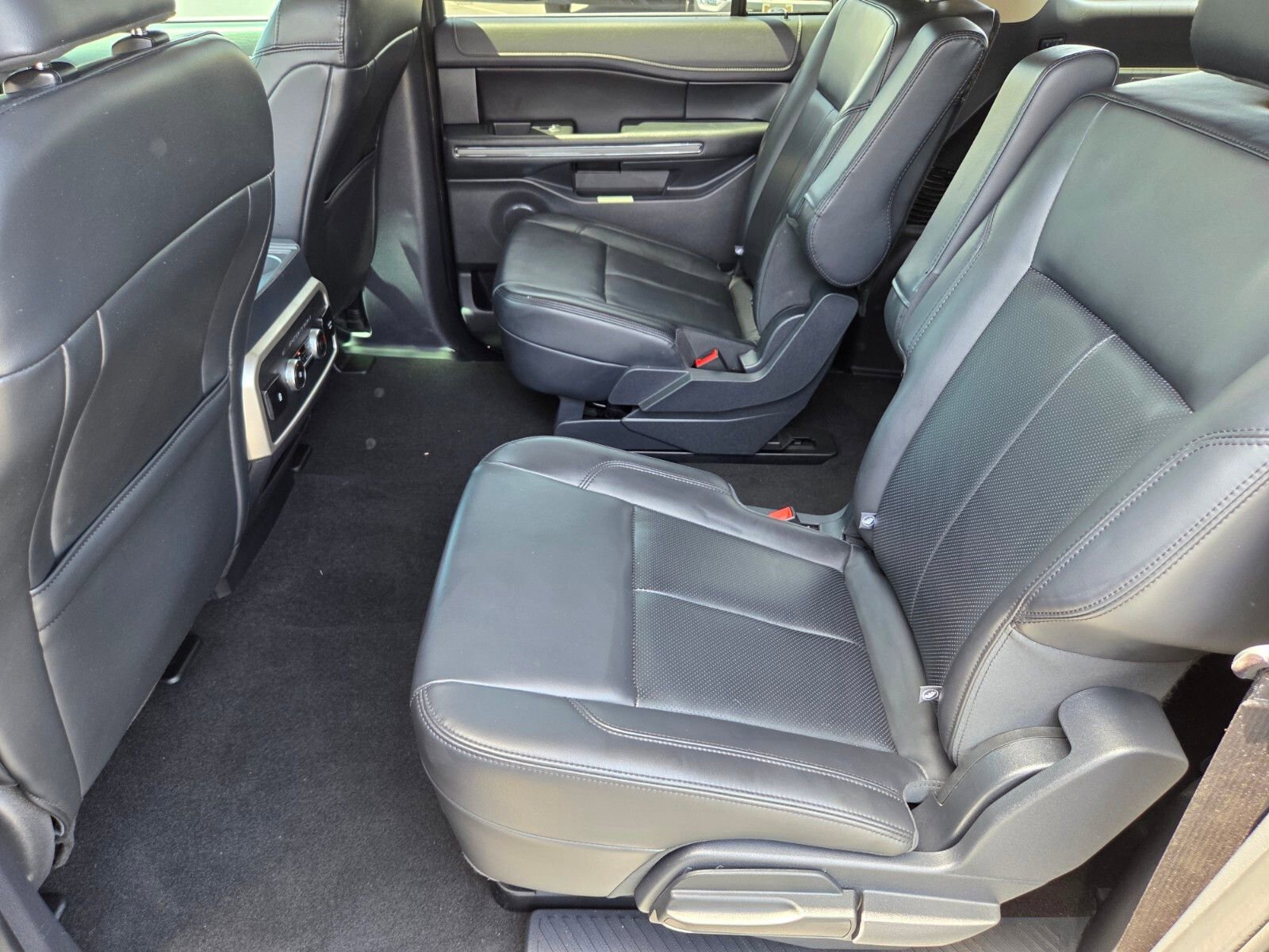 Certified 2024 Ford Expedition Max XLT AWD/4WD image 12