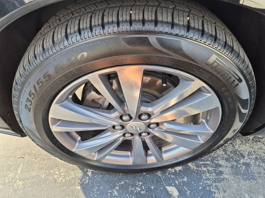 Used 2020 Cadillac XT6 Premium Luxury w/ Platinum Package FWD image 7