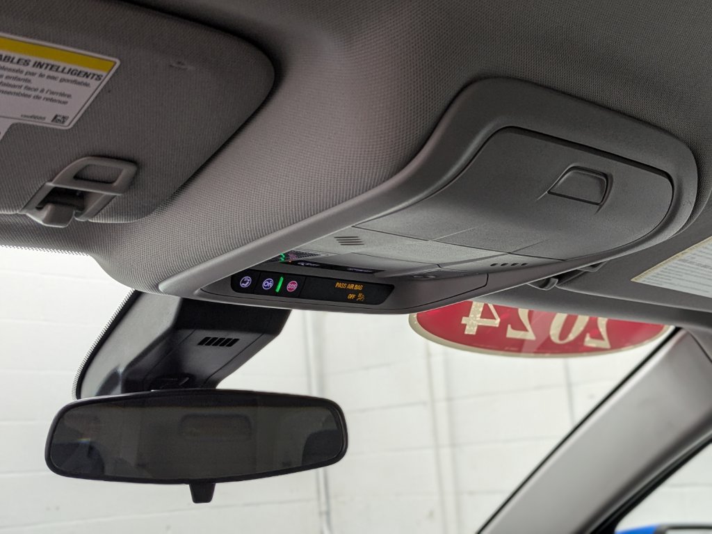 Used 2024 Chevrolet Equinox LT AWD/4WD image 33