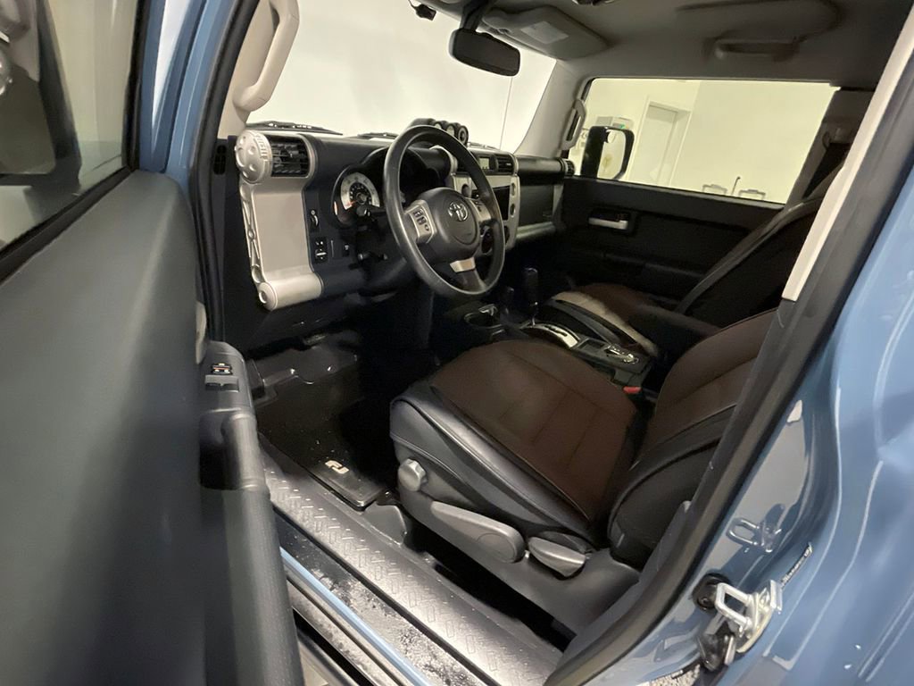 Used 2014 Toyota FJ Cruiser Base w/ Trail Teams Ultimate Edition image 48