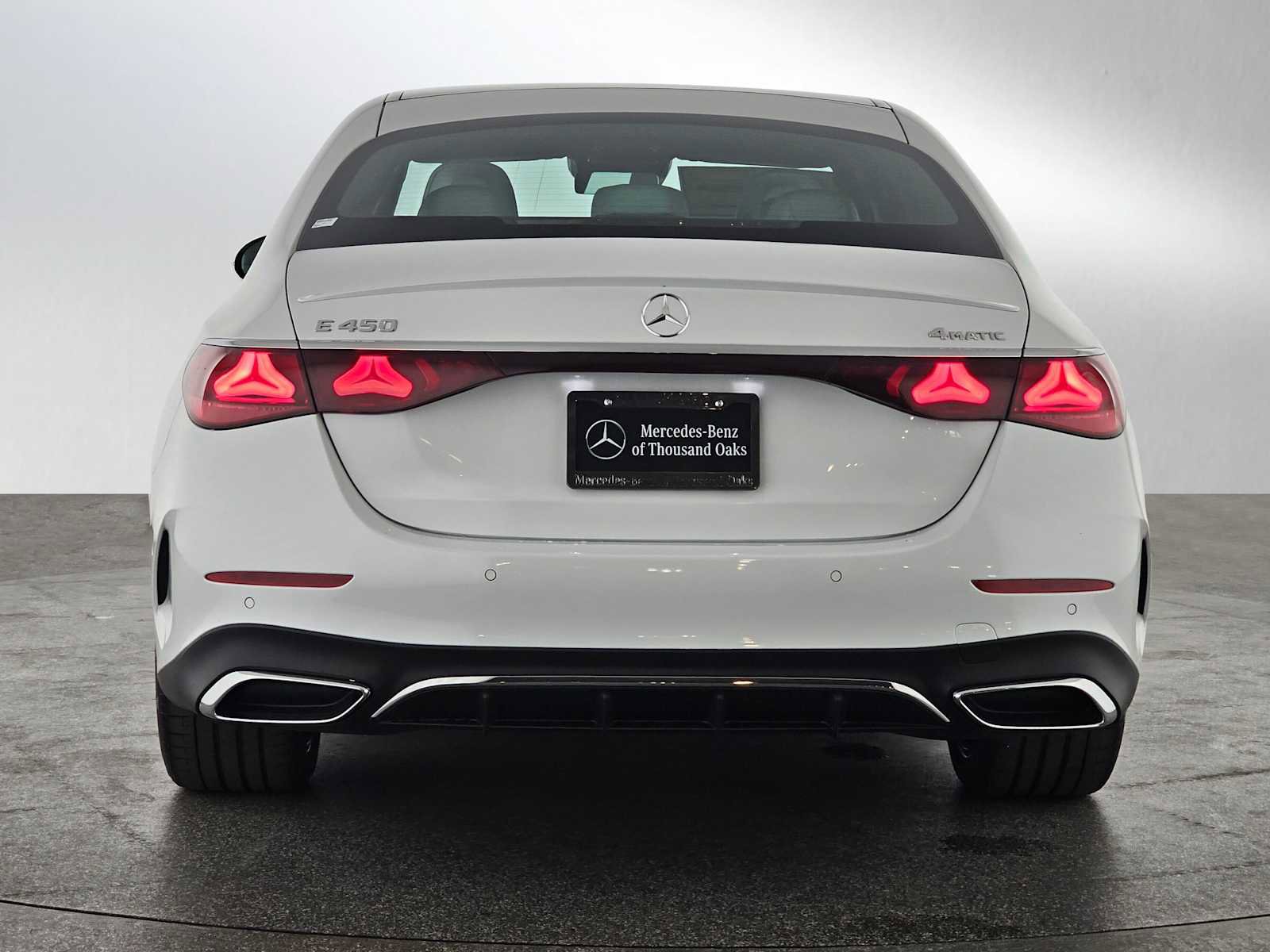 New 2026 Mercedes-Benz E 450 4MATIC Sedan image 4